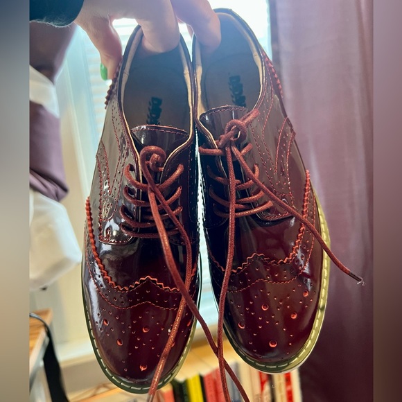 Platform Oxford shoes like new! - Picture 3 of 3